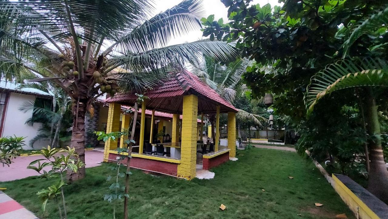 Holiyday In Vgf Farm House Dānishpet Buitenkant foto