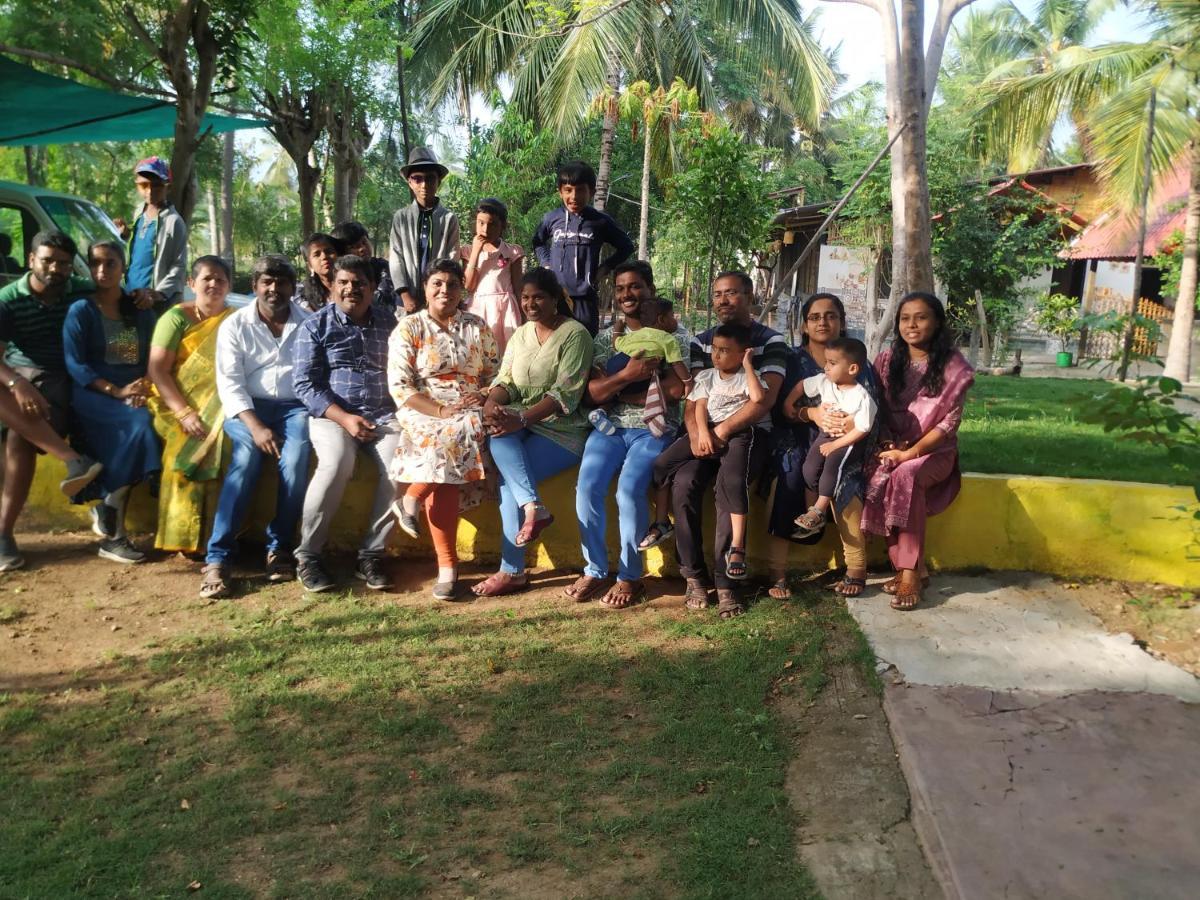 Holiyday In Vgf Farm House Dānishpet Buitenkant foto