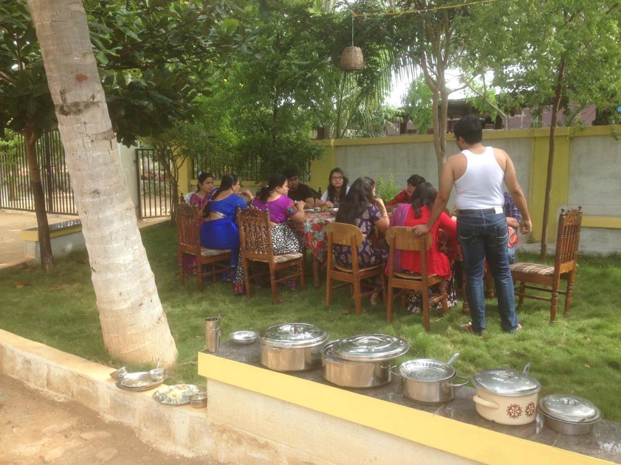 Holiyday In Vgf Farm House Dānishpet Buitenkant foto